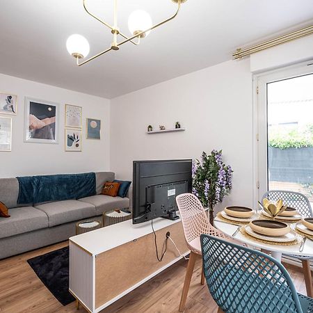 Appartement Cocooning En Centre-Ville - Residence Le Colisee แอร์มองต์ ภายนอก รูปภาพ