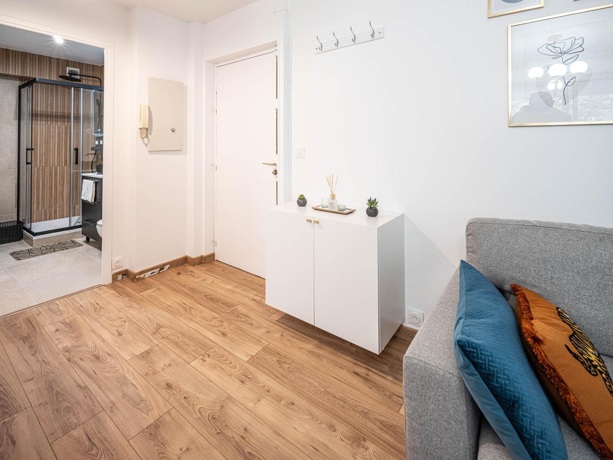 Appartement Cocooning En Centre-Ville - Residence Le Colisee แอร์มองต์ ภายนอก รูปภาพ