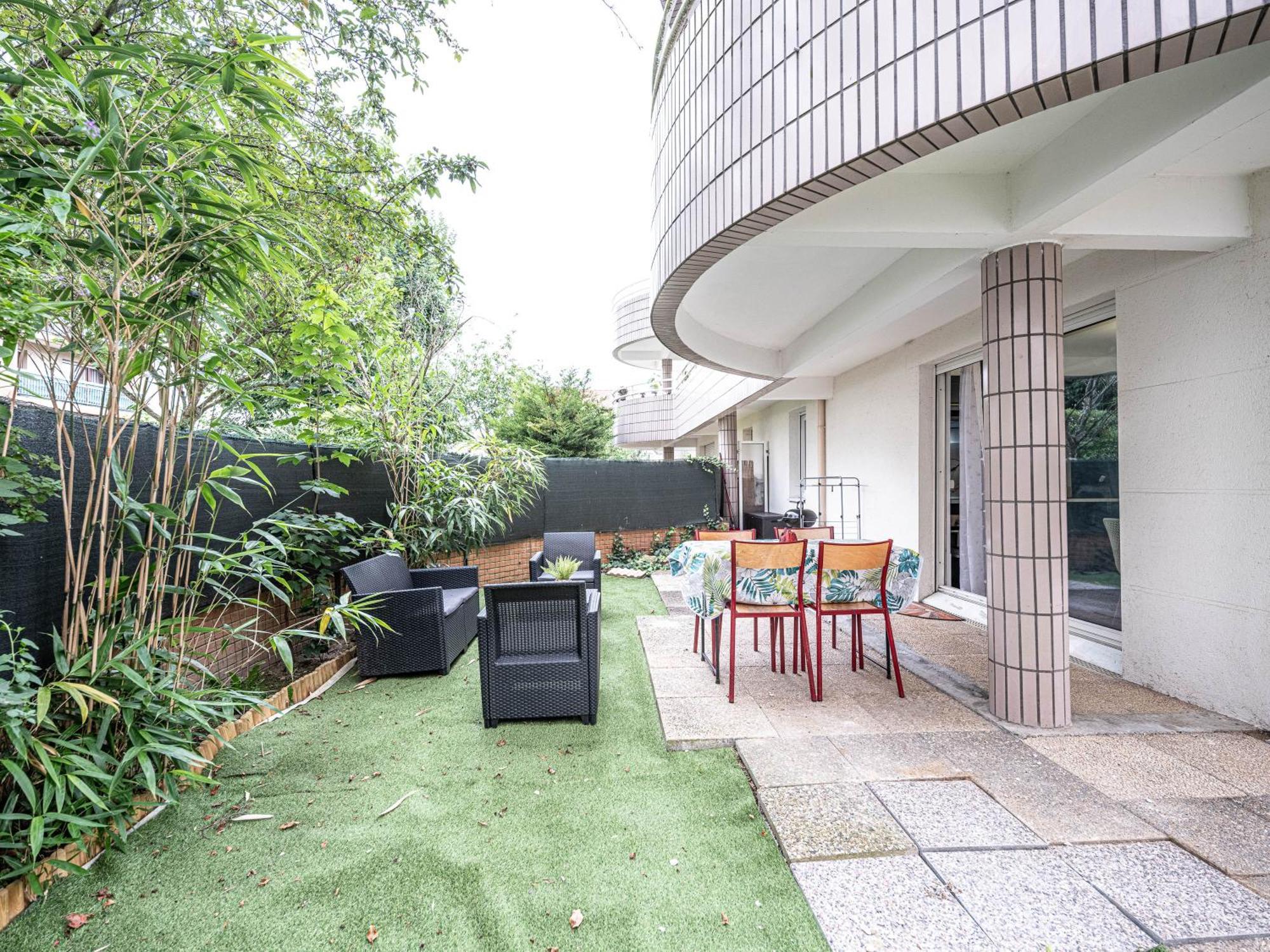 Appartement Cocooning En Centre-Ville - Residence Le Colisee แอร์มองต์ ภายนอก รูปภาพ