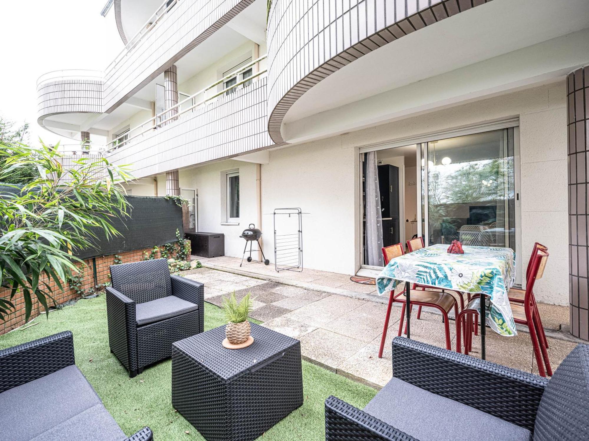 Appartement Cocooning En Centre-Ville - Residence Le Colisee แอร์มองต์ ภายนอก รูปภาพ